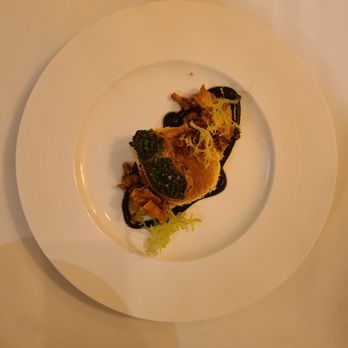 Auberge du Pommier - Foie Gras Poêlé. - French Near Me - Toronto, Ontario