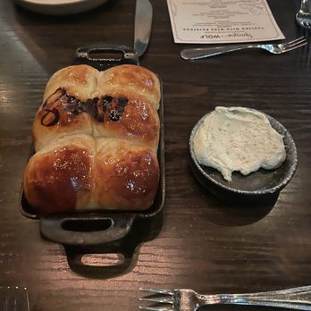 Sparrow + Wolf - Japanese milk bread with yuzu butter - New American Near Me - Las Vegas, Nevada Sparrow + Wolf - Japanese milk bread with yuzu butter - New American Near Me - Las Vegas, Nevada