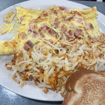 Main St. Cafe - Ham and cheese omelet with hash browns and toast. - American Near Me - Belleville, Illinois Main St. Cafe - Ham and cheese omelet with hash browns and toast. - American Near Me - Belleville, Illinois