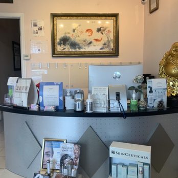 Dianne Skin Care - front desk - Skin Care Near Me - Westminster, California