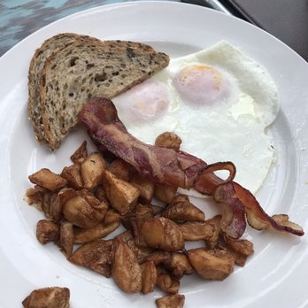 Café Hollander Hilldale - Americana - American Near Me - Madison, Wisconsin