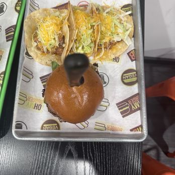 Oh My Burger - Ground Turkey Taco Savage Burger - Burgers Near Me - Gardena, California Oh My Burger - Ground Turkey Taco Savage Burger - Burgers Near Me - Gardena, California