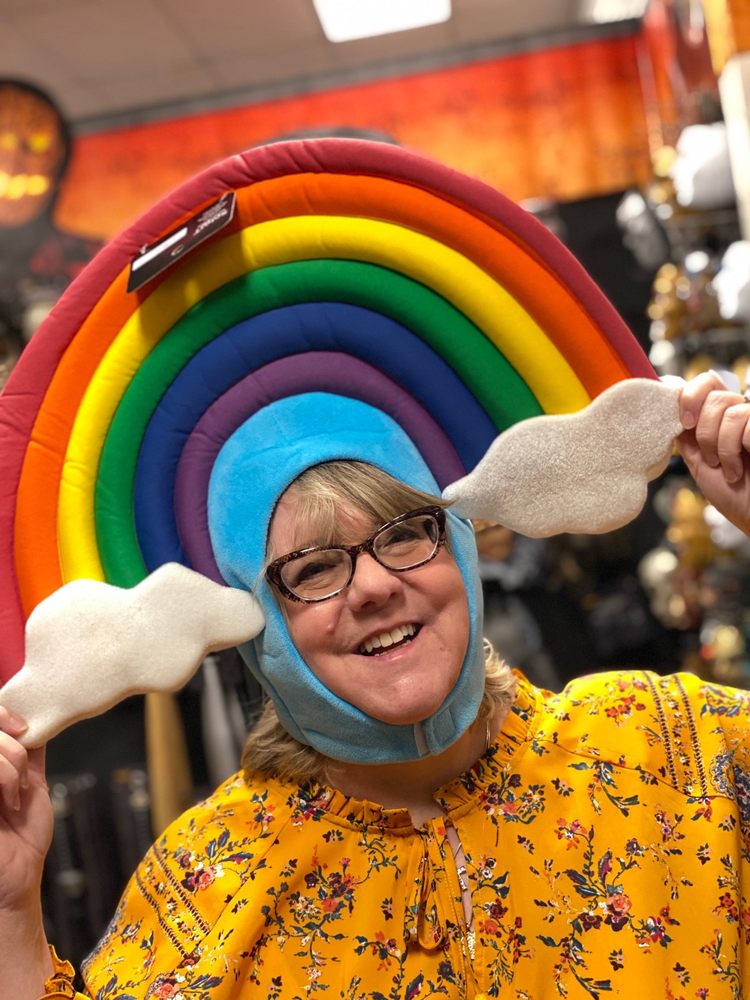 SPIRIT HALLOWEEN Updated August 2024 44 Photos & 19 Reviews 1901