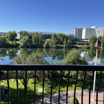 Oxford Suites Spokane - Beautiful view - Hotels Near Me - Spokane, Washington Oxford Suites Spokane - Beautiful view - Hotels Near Me - Spokane, Washington