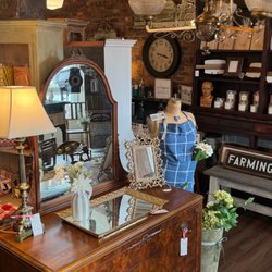 Back In Time, Vintage Home Decor