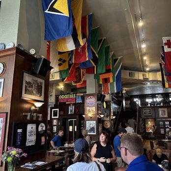 Brit's Pub - Pubs Near Me - Minneapolis, Minnesota