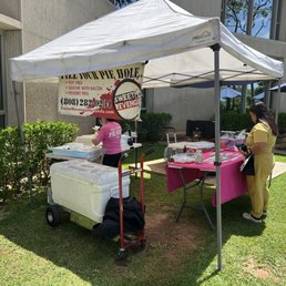 Sweet Revenge tent at Kaiser Permanente Moanalua. Sweet Revenge tent at Kaiser Permanente Moanalua.