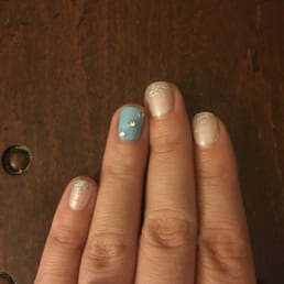 Wedding nails