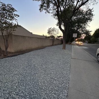 Martinez Landscape - Installed gravel front yard - Landscaping Near Me Martinez Landscape - Installed gravel front yard - Landscaping Near Me