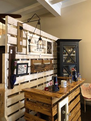 Flora's Trash to Treasure Inc