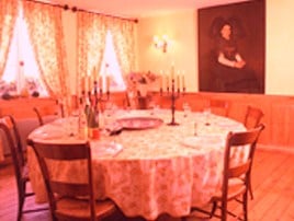 Chez Yvonne by null