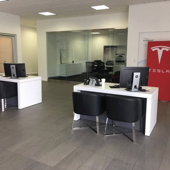 Tesla Service Center - Inside office area - Auto Repair Near Me - Honolulu, Hawaii Tesla Service Center - Inside office area - Auto Repair Near Me - Honolulu, Hawaii