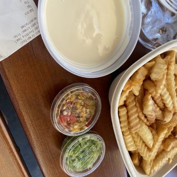Oxbow Public Market - Cheesy fries - Public Markets Near Me - Napa, California