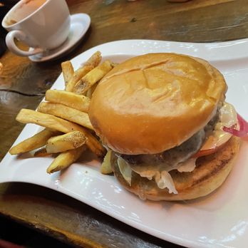 511 Rose - Burger - Cocktail Bars Near Me - Georgetown, Colorado