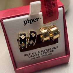 Marshall's - Glass stone earring and gold cuff earring