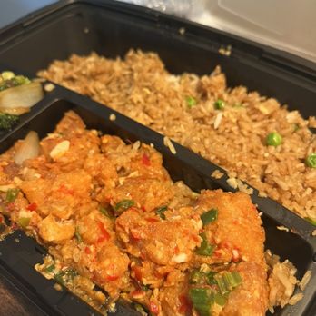 Pink Buddha - Pink Buddha bento box with spicy garlic chicken and fried rice - Chinese Near Me - El Cajon, California Pink Buddha - Pink Buddha bento box with spicy garlic chicken and fried rice - Chinese Near Me - El Cajon, California
