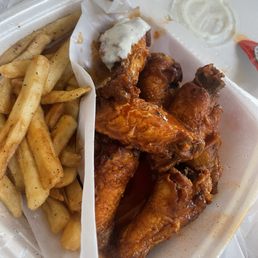 7 Pieces Basket hot with ranch 7 Pieces Basket hot with ranch