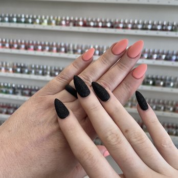 Paris By Nails - Peachy mom nails and Glitter Claw nails for mini - Nail Salons Near Me - La Palma, California
