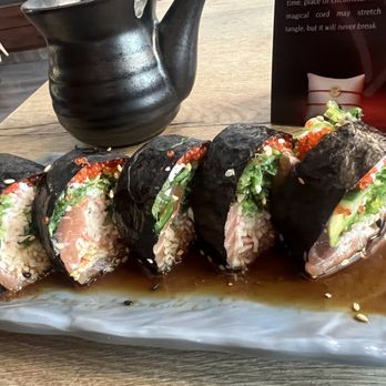 Kae Sushi - Nigiri Sea Roll - Sushi Bars Near Me - Coral Gables, Florida Kae Sushi - Nigiri Sea Roll - Sushi Bars Near Me - Coral Gables, Florida
