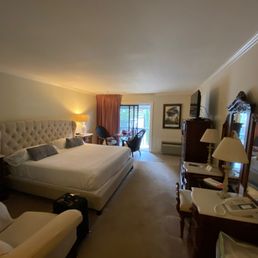 Such a gorgeous room! Such a gorgeous room!