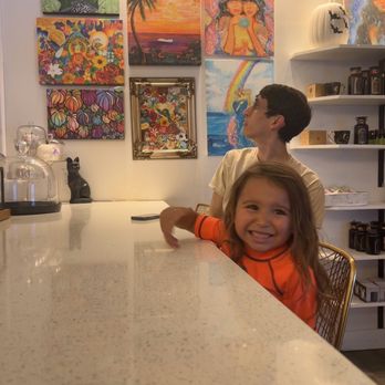 Nector Cafe - Art while we wait - Cafes Near Me - Hilo, Hawaii