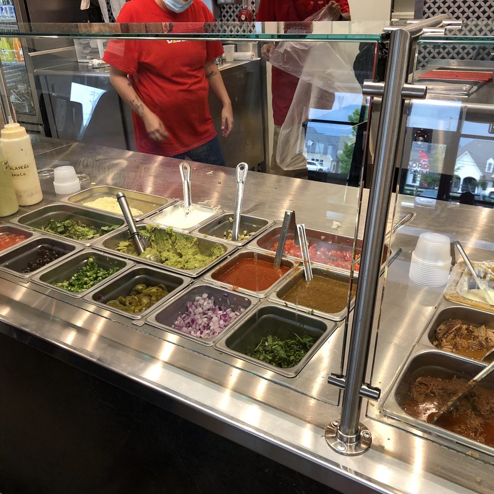 Dosbros Fresh Mexican Grill - The prep area. - Mexican Near Me - Gallatin, Tennessee