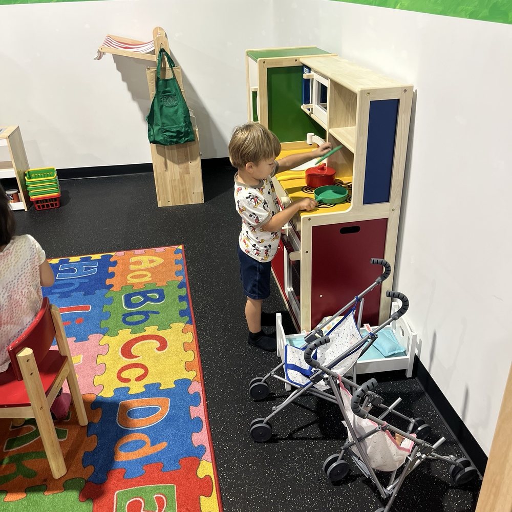 The Fun Playce - Kitchen/ Dramatic play area - Indoor Playcenter Near Me - Naperville, Illinois The Fun Playce - Kitchen/ Dramatic play area - Indoor Playcenter Near Me - Naperville, Illinois