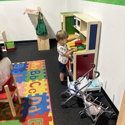 The Fun Playce - Kitchen/ Dramatic play area