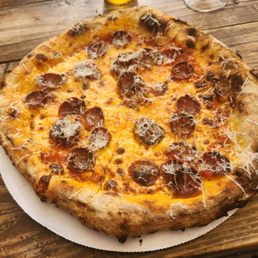 Pepperoni pizza