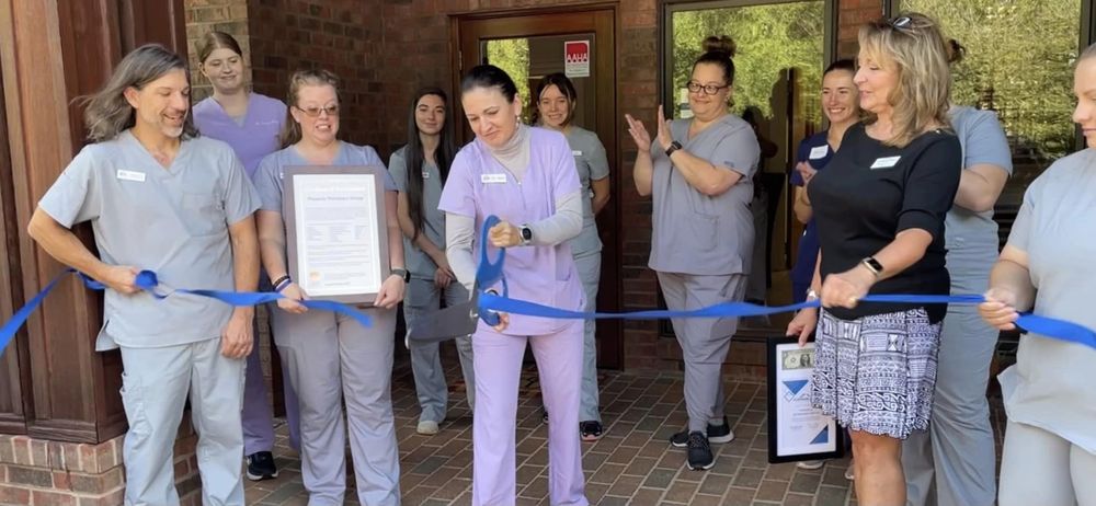 Pinnacle Veterinary Group Image