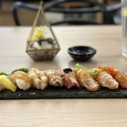 Aburi Sushi (7 pcs) Aburi Sushi (7 pcs)