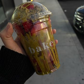 Bake The Cookie Shoppe - Dubai chocolate dipped strawberries - Desserts Near Me - Las Vegas, Nevada Bake The Cookie Shoppe - Dubai chocolate dipped strawberries - Desserts Near Me - Las Vegas, Nevada