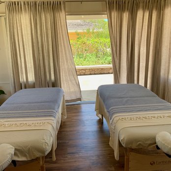 Two Waters Massage & Wellness - Open air for breeze or AC available when hot. - Massage Therapy Near Me - Kapaʻa, Hawaii Two Waters Massage & Wellness - Open air for breeze or AC available when hot. - Massage Therapy Near Me - Kapaʻa, Hawaii