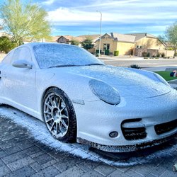 Superior Detail - Beautiful morning to wash a Porsche Carrera (997).