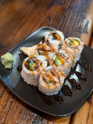 MAGURO Sushi Thai Ramen by null