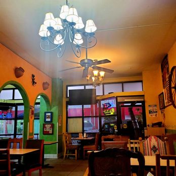 El Metate - Mexican Near Me - Pasadena, California