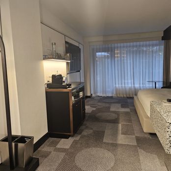 W Toronto - Hotels Near Me - Toronto, Ontario W Toronto - Hotels Near Me - Toronto, Ontario