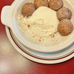 Huddle House - Muffin bites
