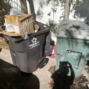 Get That Junkk - Junk picked up. - Junk Removal & Hauling Near Me - Stockton, California Get That Junkk - Junk picked up. - Junk Removal & Hauling Near Me - Stockton, California