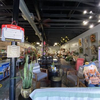 The Crossing Coffee Shop - Coffee & Tea Near Me - Cleveland, Texas The Crossing Coffee Shop - Coffee & Tea Near Me - Cleveland, Texas