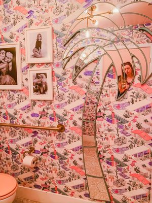 Trixie Motel by null