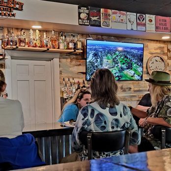 Forest Hill Grill - Bar picture - American Near Me - Germantown, Tennessee