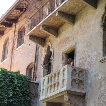 Casa di Giulietta - the famous balcony ... now, where's Rapunzel??? - Museums Near Me - Verona, VR