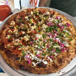 large pizza half Lebanese Garlic Chicken and half big al's supreme (@justjewelvibes) large pizza half Lebanese Garlic Chicken and half big al's supreme (@justjewelvibes)