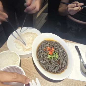 B2J Tasty Pot - Chinese Near Me - Boston, Massachusetts