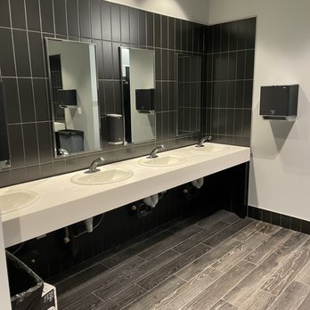 PromoWest Pavilion at Ovation - Upper level bathrooms - Music Venues Near Me - Newport, Kentucky PromoWest Pavilion at Ovation - Upper level bathrooms - Music Venues Near Me - Newport, Kentucky