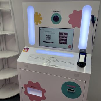 POTOBOX ARCADE - Photo Booth Rentals Near Me - Los Angeles, California POTOBOX ARCADE - Photo Booth Rentals Near Me - Los Angeles, California