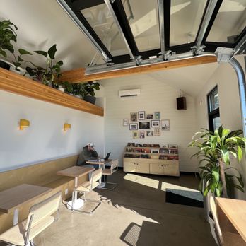 Harbor City Coffee - Modern coffee shop - Coffee & Tea Near Me - Medford, Oregon