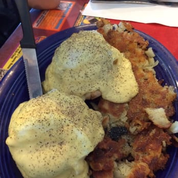 Piner Cafe - Crab eggs Benedict. Definitely underwhelmed. - American Near Me - Santa Rosa, California Piner Cafe - Crab eggs Benedict. Definitely underwhelmed. - American Near Me - Santa Rosa, California