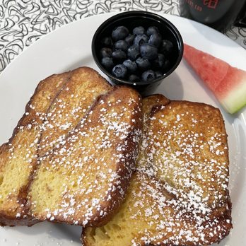 Chatham Filling Station - Cinnamon French Toast - Breakfast & Brunch Near Me - Chatham, Massachusetts